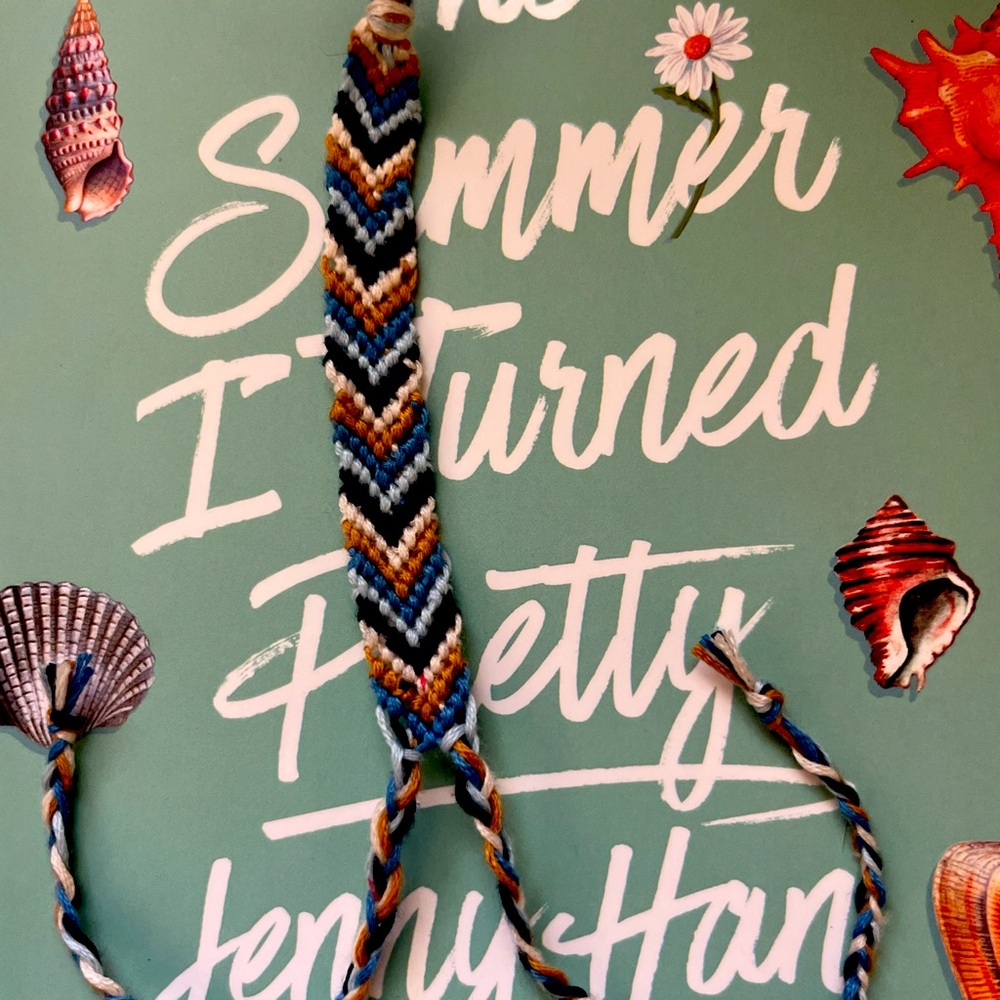 Chevron Friendship Bracelet